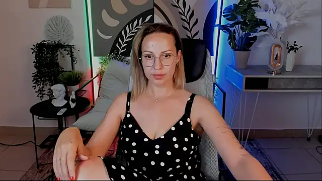 Charlotte_Hudson: απευθείας συνομιλία ΧΧΧ