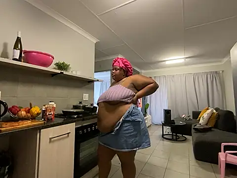 Chatroom XXX en direct de MissLola27