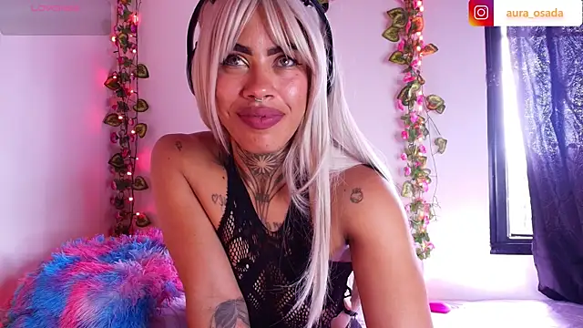 Chat XXX en directo de Canela_Osada_