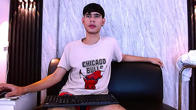 Chat XXX en directo de Kevin_Brooks1