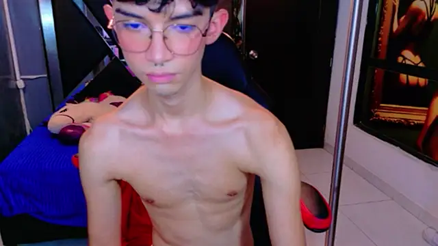 LiamHeatx live XXX chat