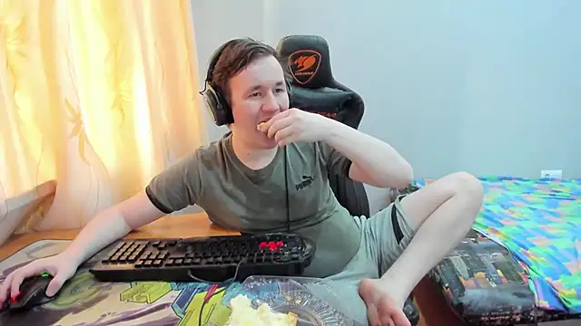 iliaskrislove's Live XXX Chat