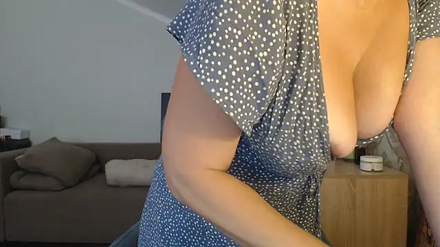 Mallinia 라이브 XXX 채팅