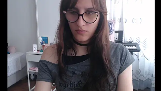 הופעת וובקאם של Alice_love29