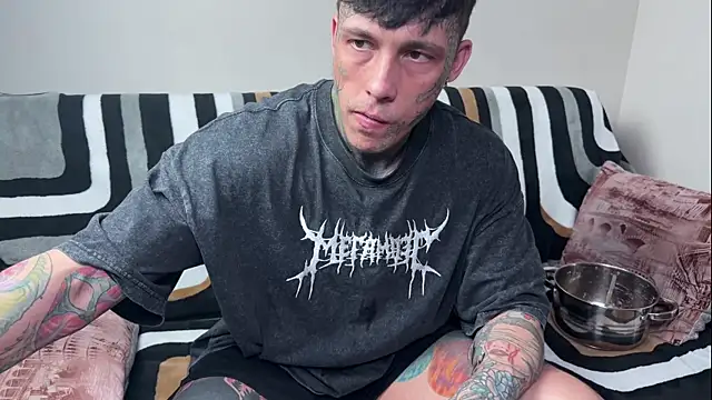 XXX chat uživo modela Anubisgods