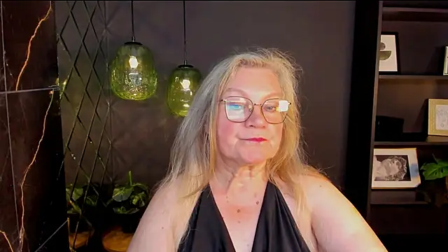 NataliMellow XXX чат на живо