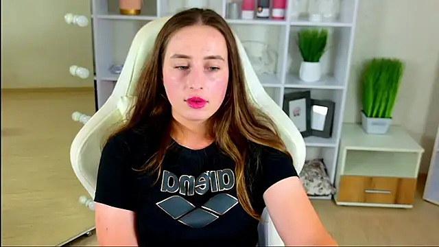 NadinnL's Live XXX Chat