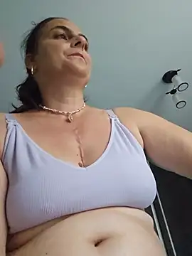 IsabelleCraft's Live XXX Chat