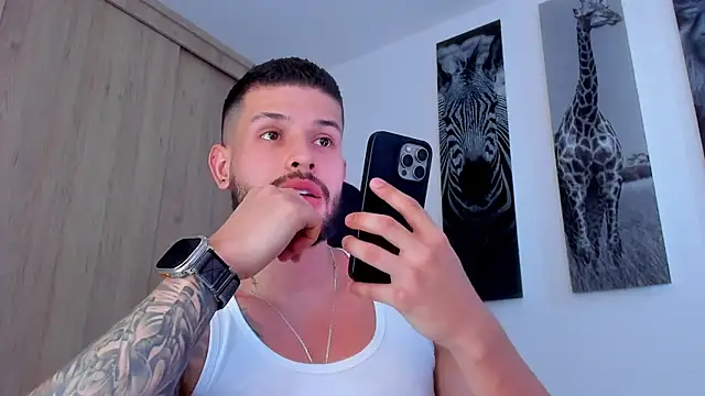 Santos_ramirez1 Adlı Modelin Canlı XXX Sohbeti