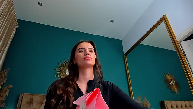 LunaKale élő XXX-chatje