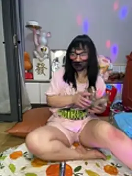 taozi18 Adlı Modelin Canlı XXX Sohbeti