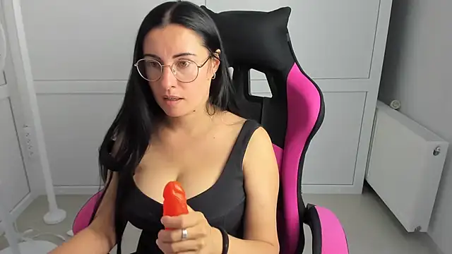 ChloeVibee Live XXX Chat