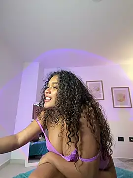 Chatroom XXX en direct de aleja_montiel__