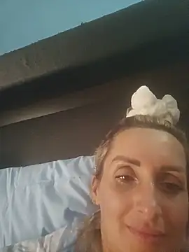 IsabelleEthan's Live XXX Chat
