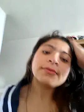 Chatroom XXX en direct de Soyhinata_