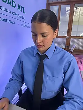 KateRousee Live XXX-chat
