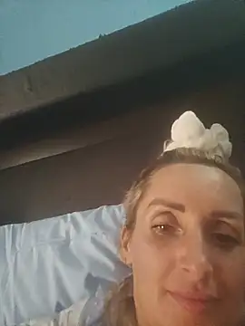 IsabelleEthan's Live XXX Chat