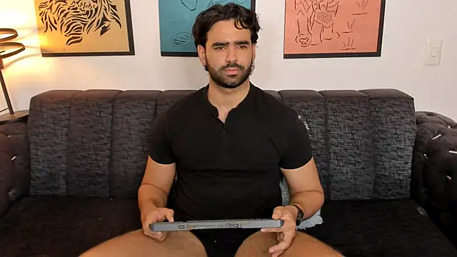 XXX chat uživo modela Brad_Martin