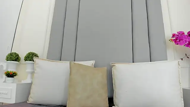 CannelaSmith Live XXX-chat