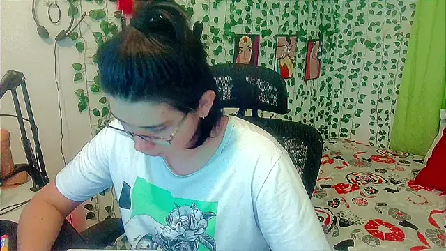 دردشة Andy_gray الجنسية المباشرة