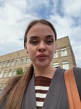 دردشة KristiRich الجنسية المباشرة