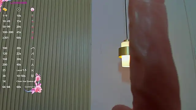 MiaLane3's Live XXX Chat