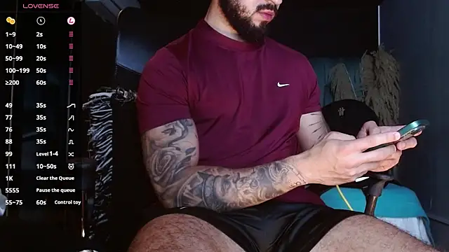 Онлайн чат XXX MarkWalker__