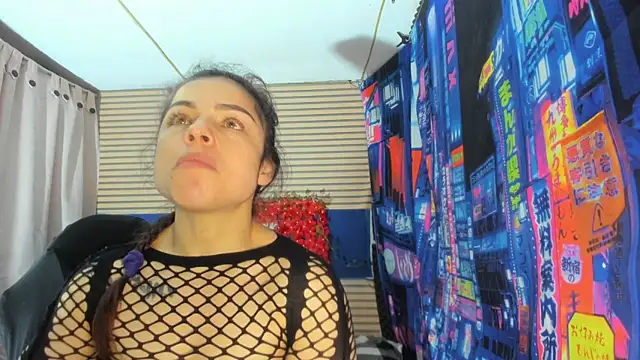 rosse_2504 Adlı Modelin Canlı XXX Sohbeti
