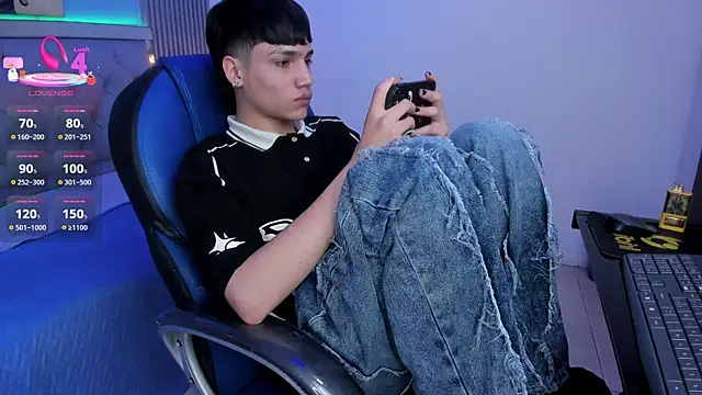SamBlack_のライブXXXチャット