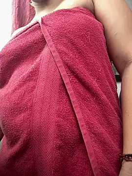 Chatroom XXX en direct de dayadubey_