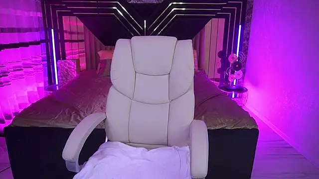 Živý XXX chat BellaRayyy