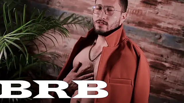 Nathan_rivers Adlı Modelin Canlı XXX Sohbeti
