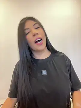 XXX chat uživo modela Alanna_atm_