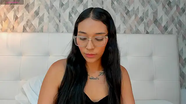 XXX chat uživo modela Roseaurora