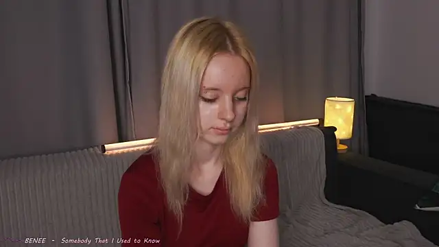 XXX chat uživo modela quake_123
