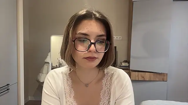 Chatroom XXX en direct de AnnaVelvetFire