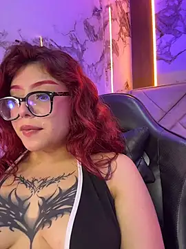 Red_Bunny_v Show in webcam