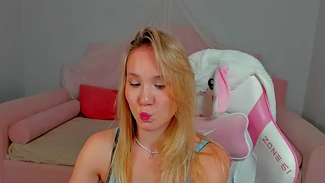 Chat XXX ao vivo de ElaraVoltage