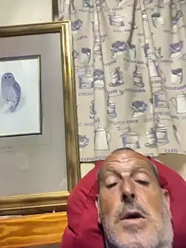 Chat XXX en directo de GeldenKuy