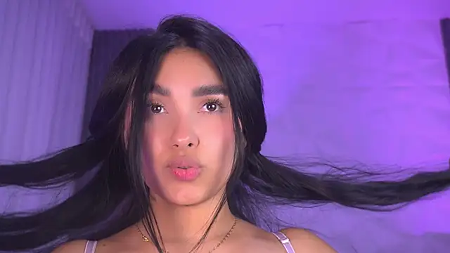katy_rioss élő XXX-chatje