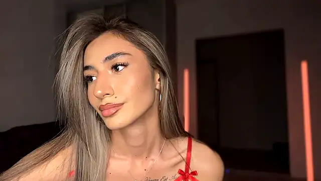 alissadreams' Live Sex Cam Show