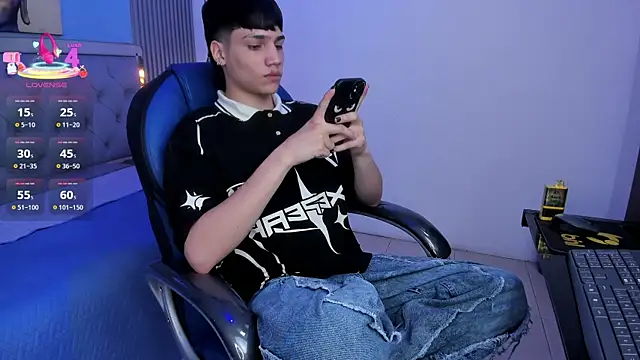SamBlack_ 라이브 XXX 채팅