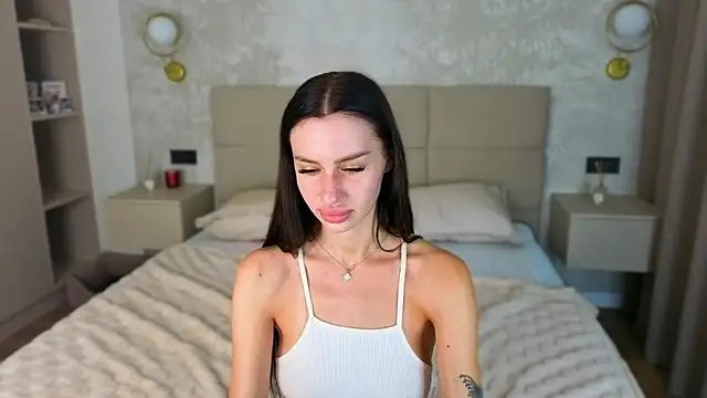 Chatroom XXX en direct de Snow_WhiteeeX