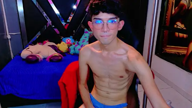 Chat XXX en directo de LiamHeatx