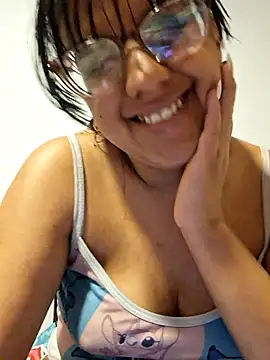 Chat +18 de ZaidaWet ao vivo
