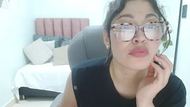 sophia_hadid Live XXX-Chat