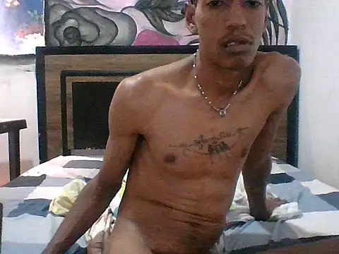 AlbertBigCock – Naživo XXX chat