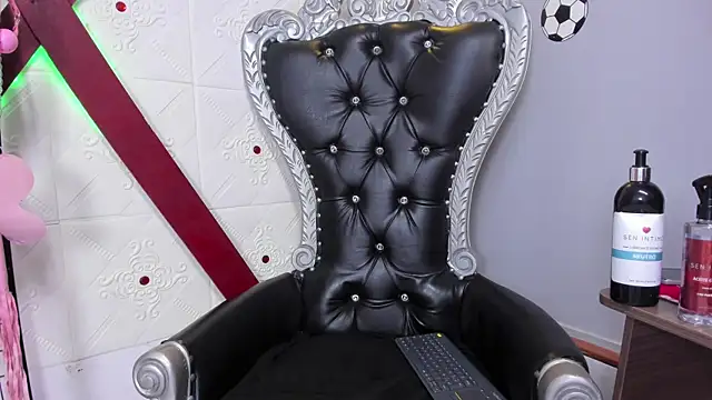 Eva-Lonx Chat XXX in diretta