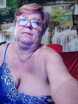 QueenPammy1: απευθείας συνομιλία ΧΧΧ