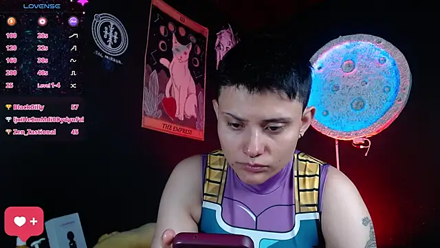 Chatroom XXX en direct de girl_intense444